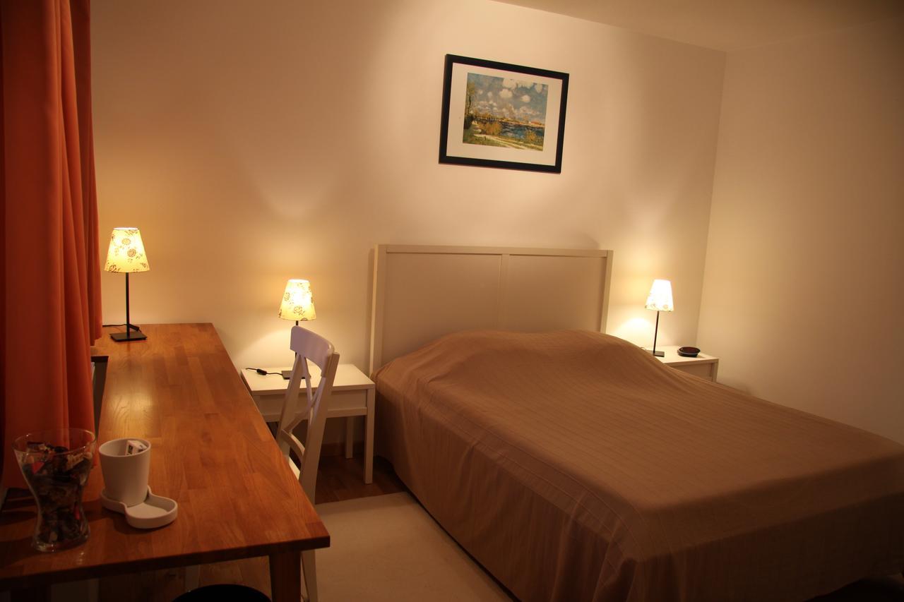 Hotel Les Charmilles De Mormal Landrecies Ruang foto