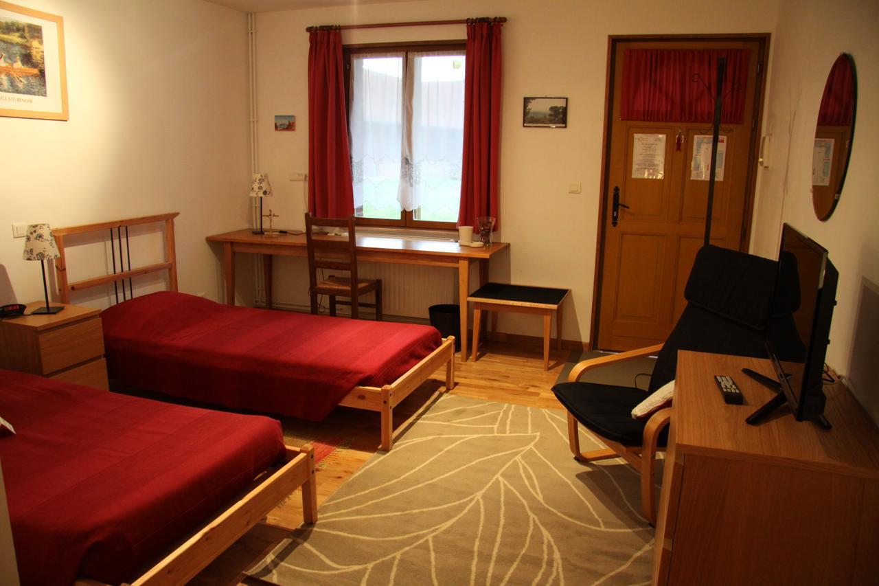 Hotel Les Charmilles De Mormal Landrecies Ruang foto