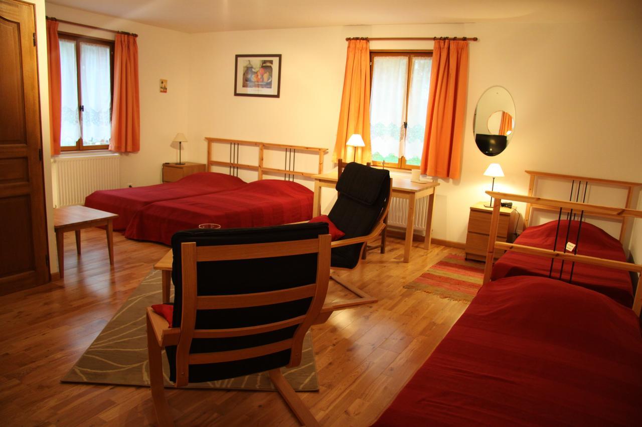 Hotel Les Charmilles De Mormal Landrecies Ruang foto